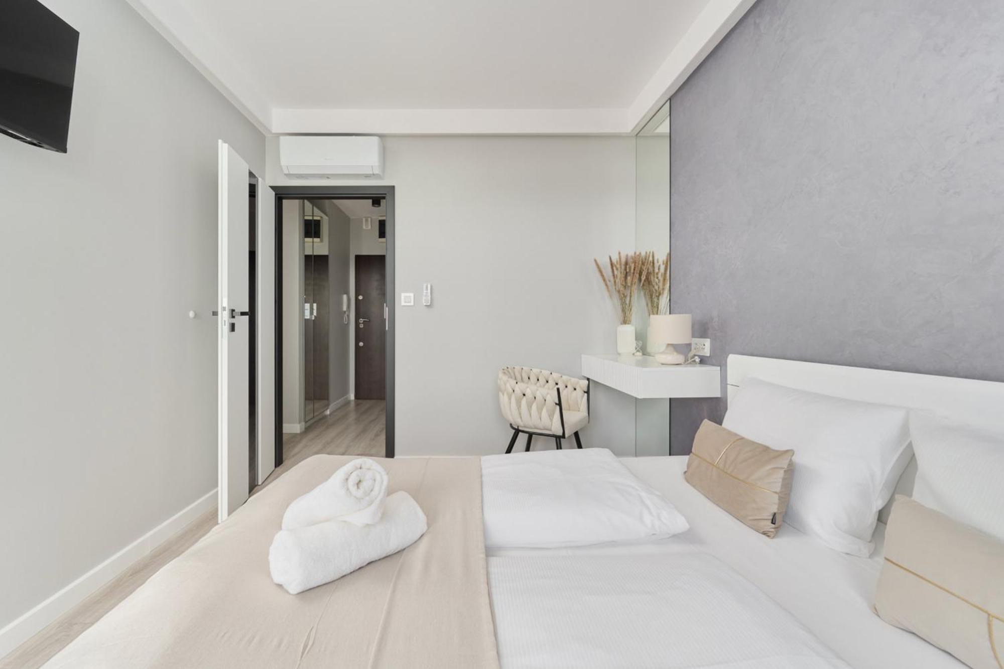 Odra Tower Apartment Center Of Wroclaw By Renters Prestige Ngoại thất bức ảnh