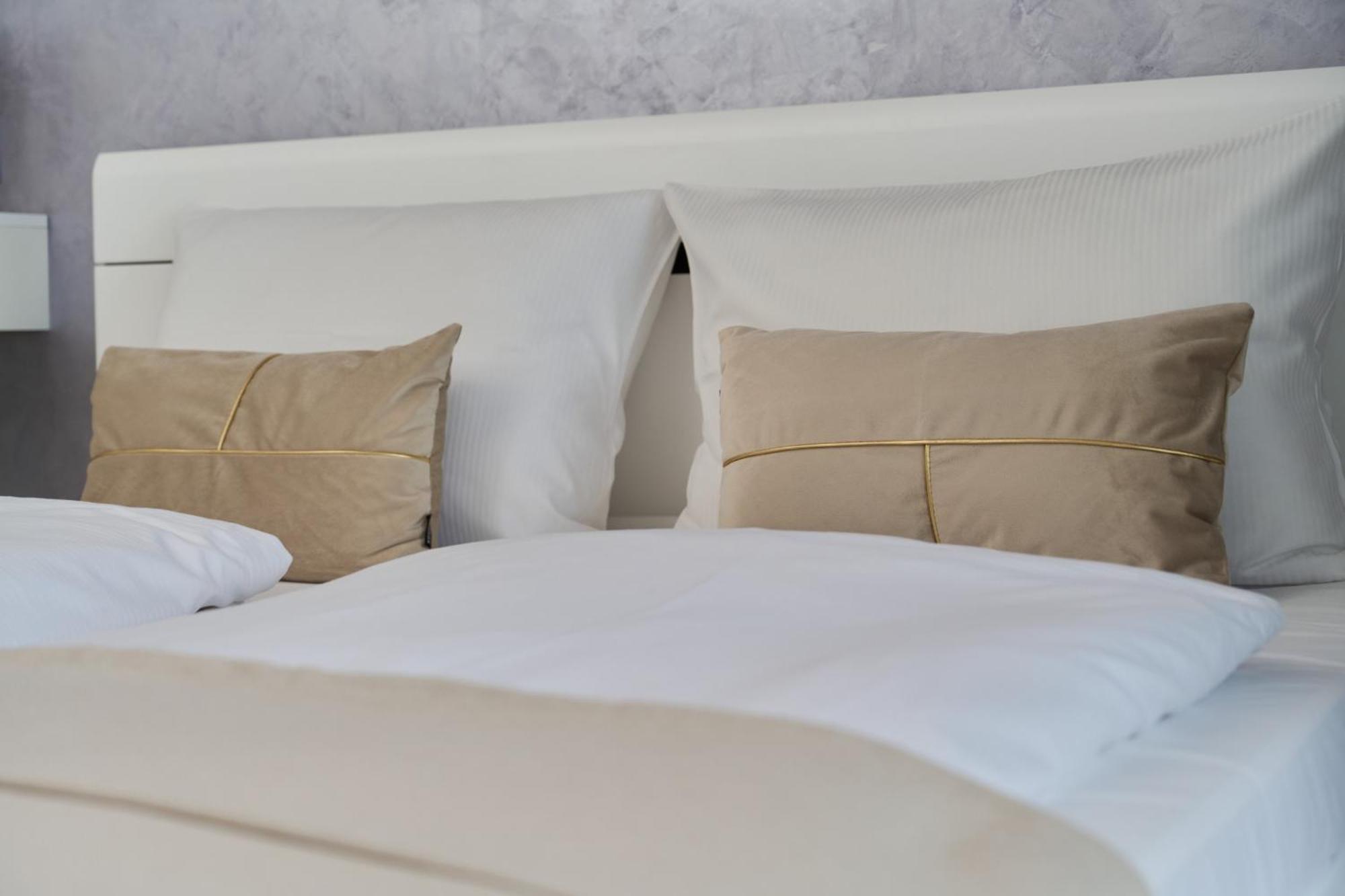 Odra Tower Apartment Center Of Wroclaw By Renters Prestige Ngoại thất bức ảnh